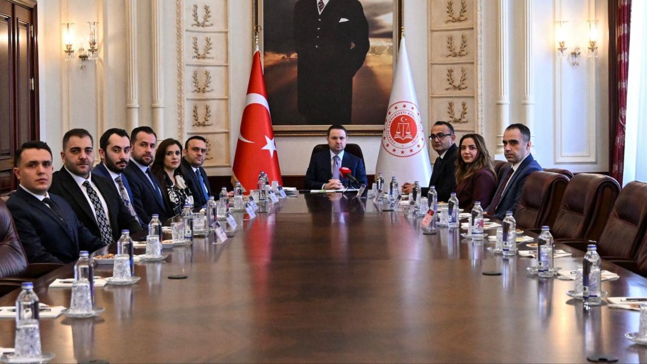 Türk Hukuk Enstitüsü heyetiyle buluşan Adalet Bakanı Gürlek, yeni projeleri açıkladı - 2026