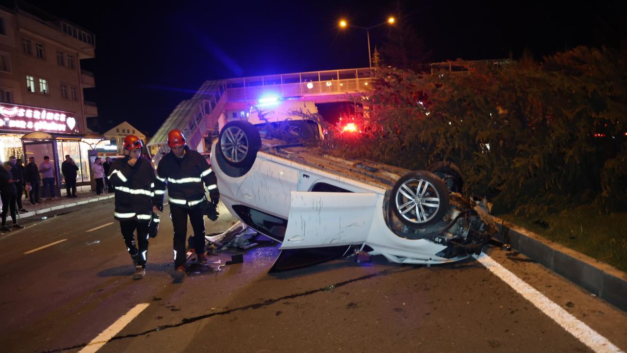 Nevşehir'de köpeğe çarpmamak için manevra yapan otomobil takla attı - 2026