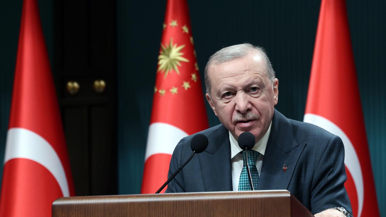 Cumhurbaşkanı Erdoğan, Fenerbahçe'yi Kadın Futbol Süper Ligi zaferi için kutladı - 2026
