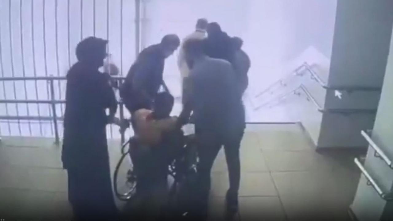 Malatya'daki depremde öğretmenlerin engelli öğrenciler için yaptıkları yardım çalışmaları dikkat çekti
