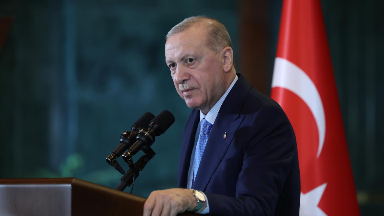 Cumhurbaşkanı Erdoğan, Trabzonspor'un tarihi kupasını onurlandırdı - 2026