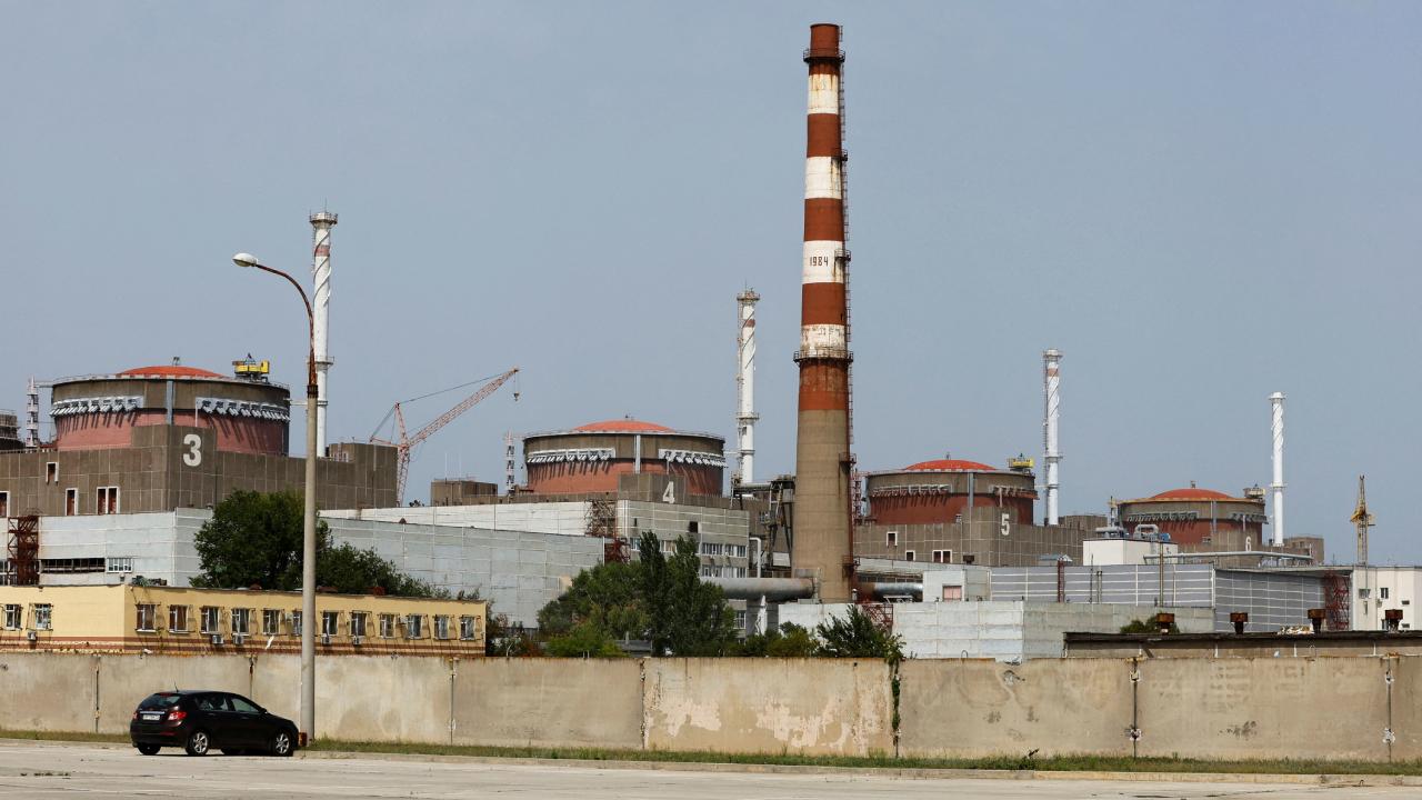 Zaporijya Nükleer Güç Santrali'ne Ukrayna İHA'sı isabet etti - 2026