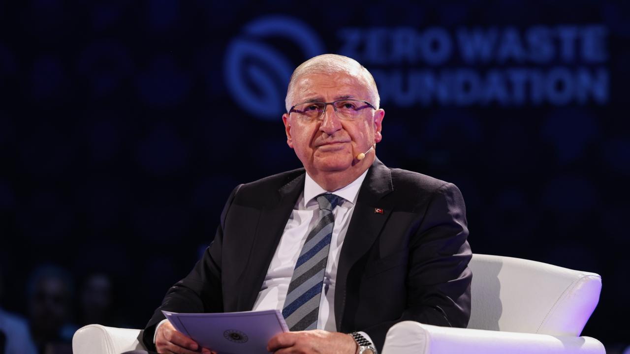 Bakan Güler, Sıfır Atık Yaklaşımı ile 2024'te Kaynak Verimliliğini Artırmayı Hedefliyor - 2026