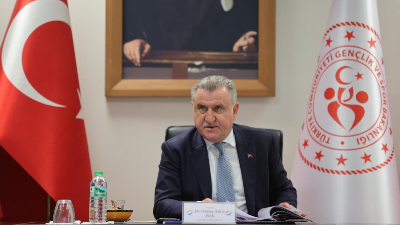 Bakan Bak, 2027 Avrupa Oyunları'nın Türkiye'de başarıyla gerçekleşeceğini belirtti - 2026