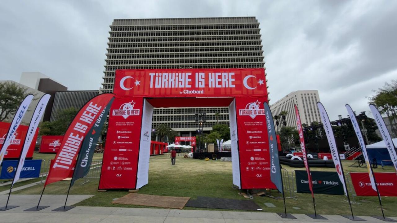 ABD'de kurulan Dünya Kupası alanıyla Türkiye, spor etkinliklerinde adını duyurdu - 2026